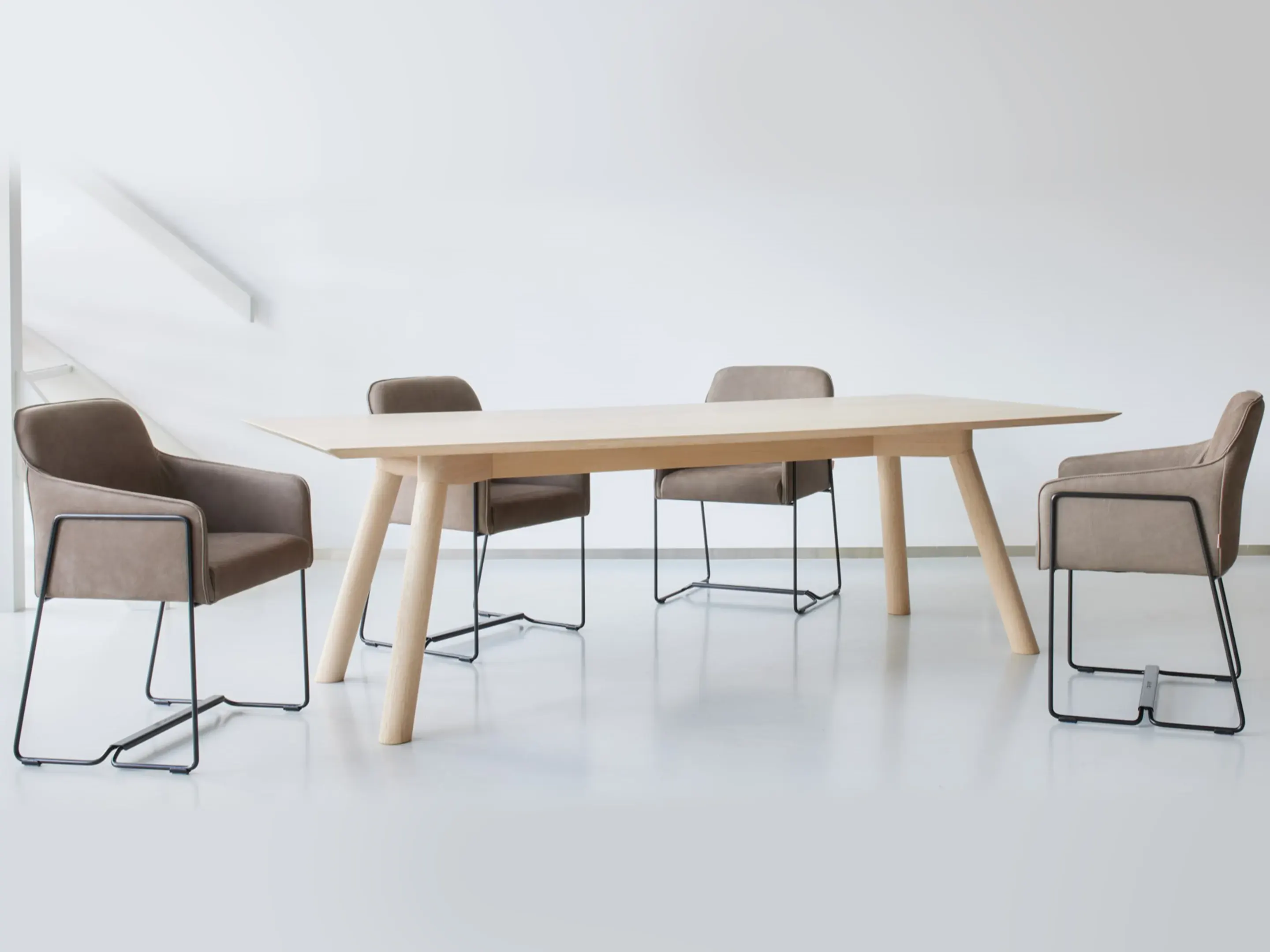 Ror Vergadertafel